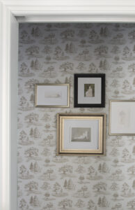 15 Designer Gallery Wall Combinations - roomfortuesday.com