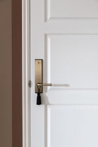 Roundup: Brass Door Hardware - roomfortuesday.com