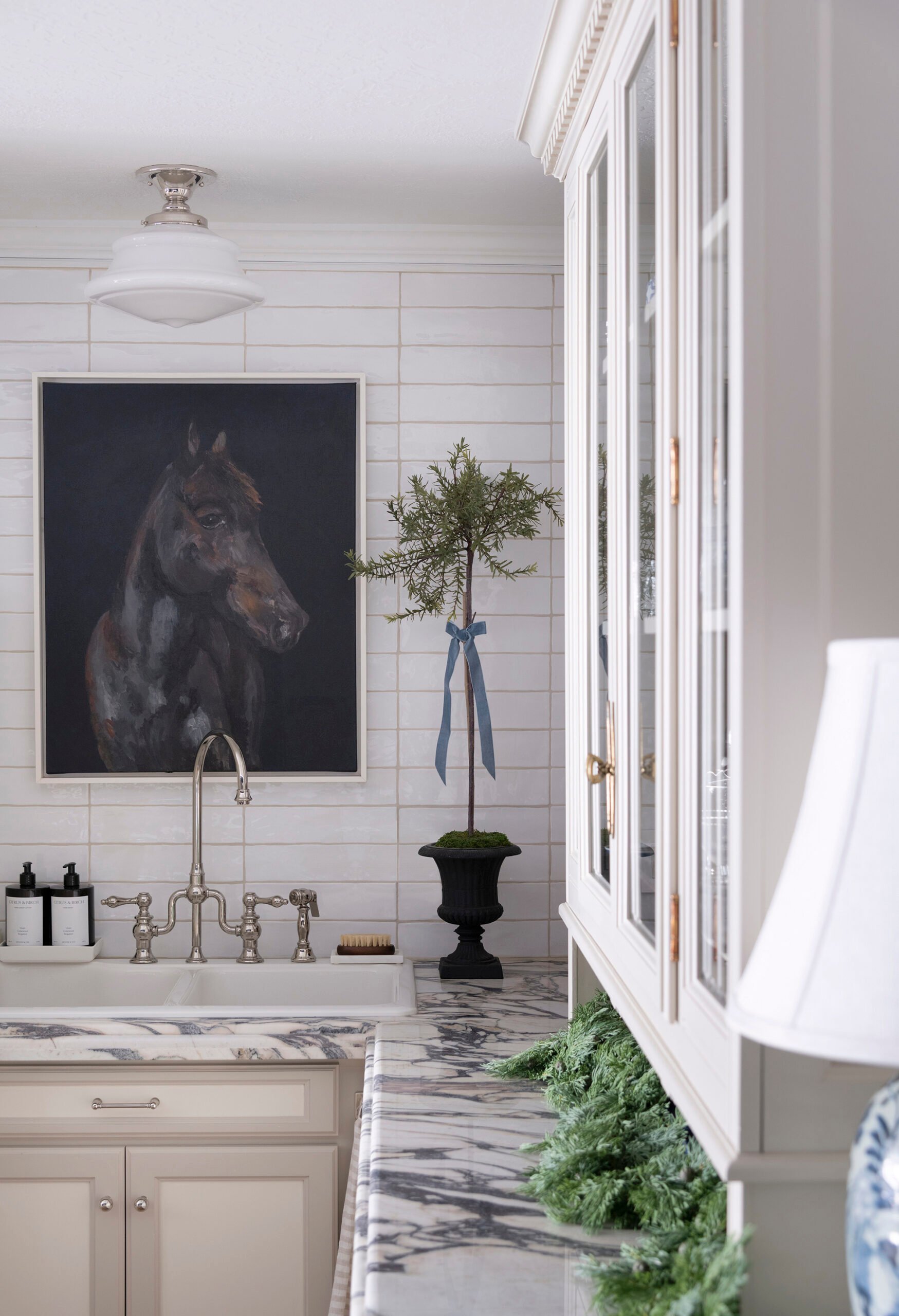 Christmas Tour: Holiday Basement Bar & Media Room - roomfortuesday.com