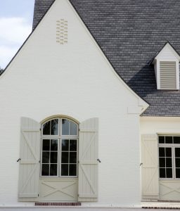 Classic Exterior Paint Color Combinations - roomfortuesday.com