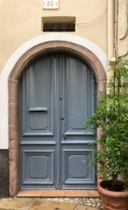 Antibes (French Riviera) Travel Guide - roomfortuesday.com