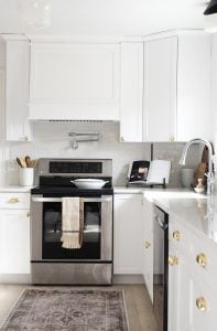 Surprise Kitchen Remodel & Living Room Makeover - roomfortuesday.com