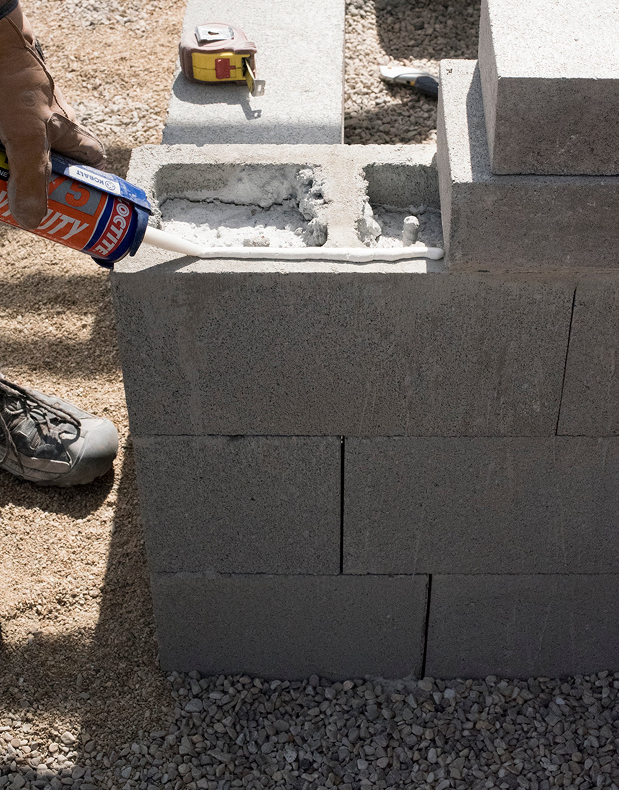 How to Build a Custom Outdoor Sofa - roomfortuesday.com