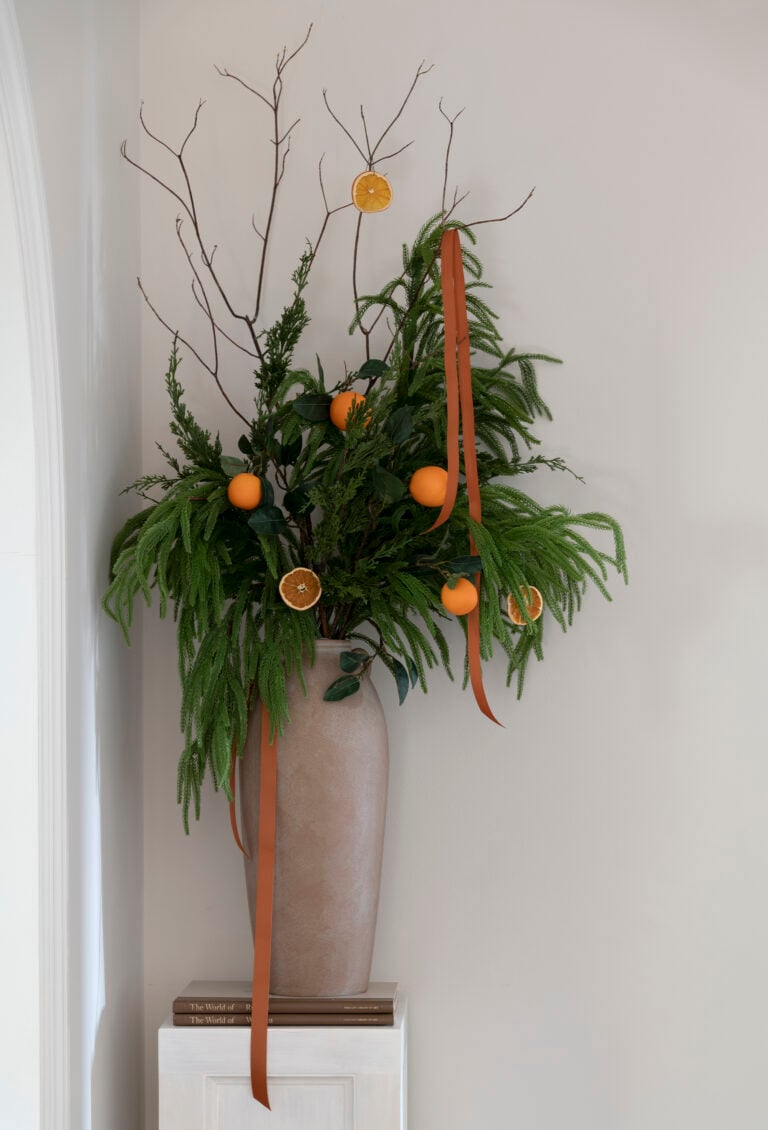 Christmas Tour: Decorating the Kitchen for the Holidays - roomfortuesday.com