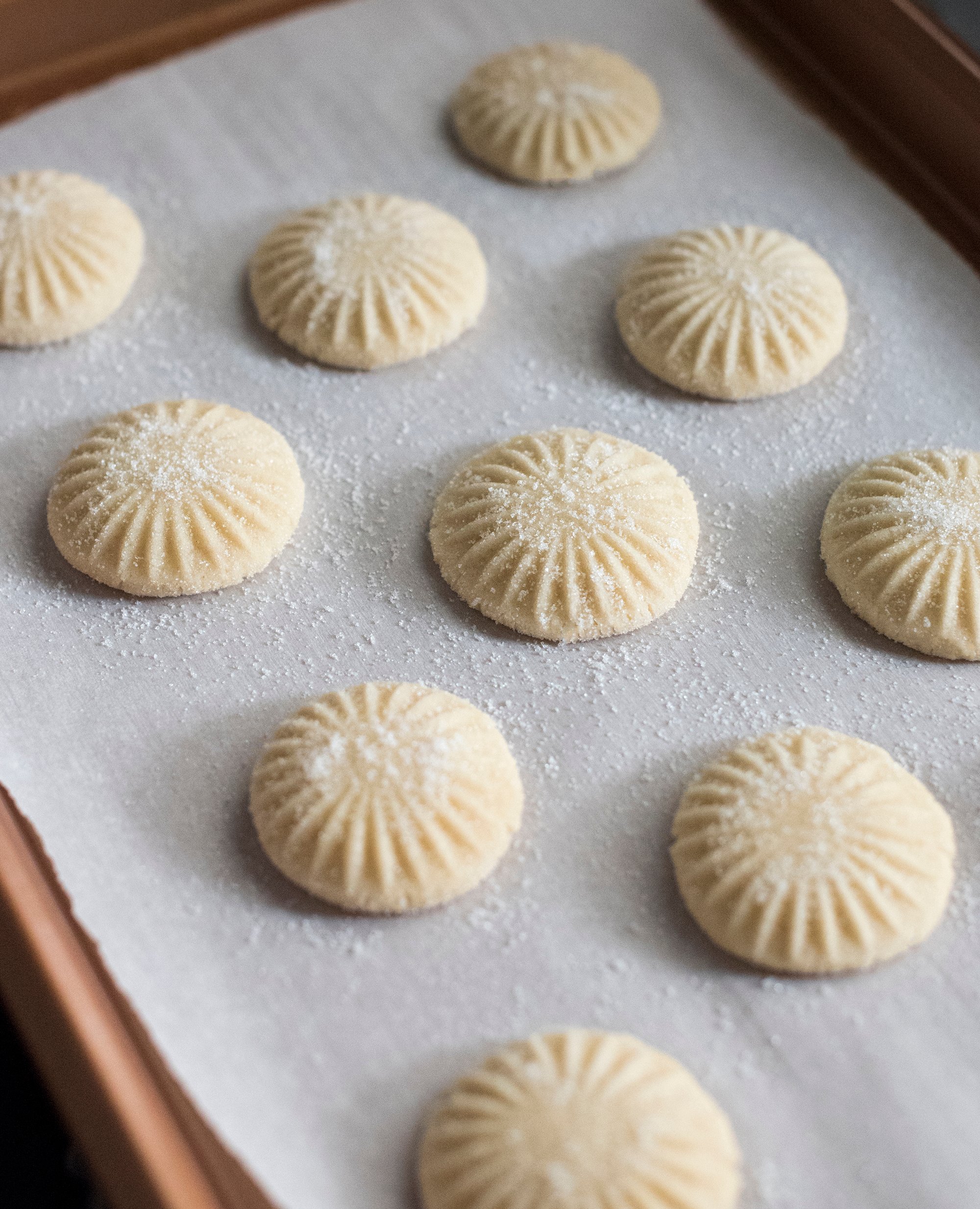 Classic Holiday Cookie Boxes & Packaging Ideas - roomfortuesday.com