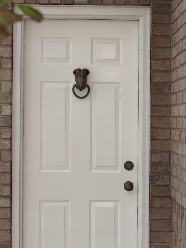 How to Dress Up Your Door With a Classic Door Knocker - roomfortuesday.com