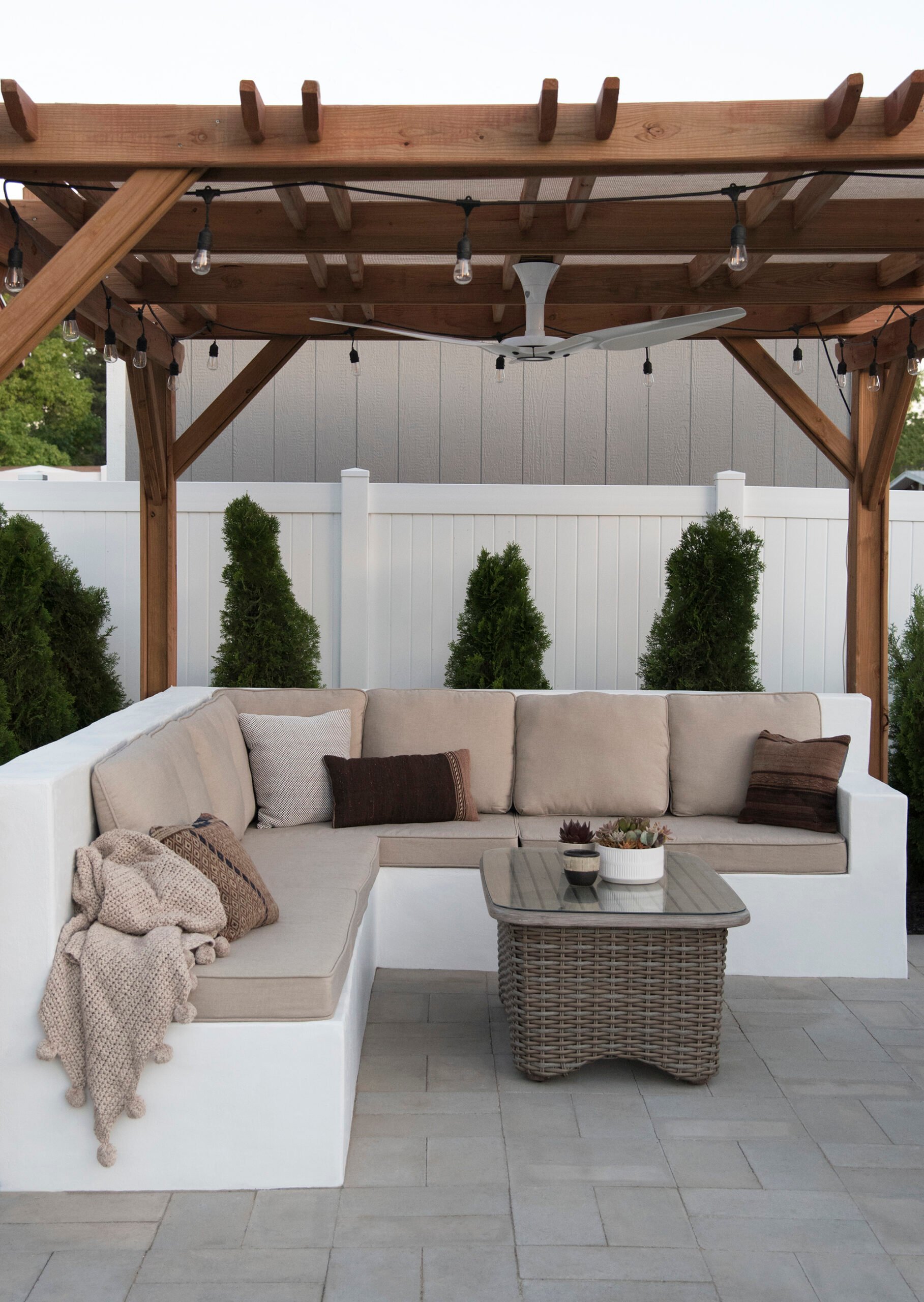 How to Build a Custom Outdoor Sofa - roomfortuesday.com