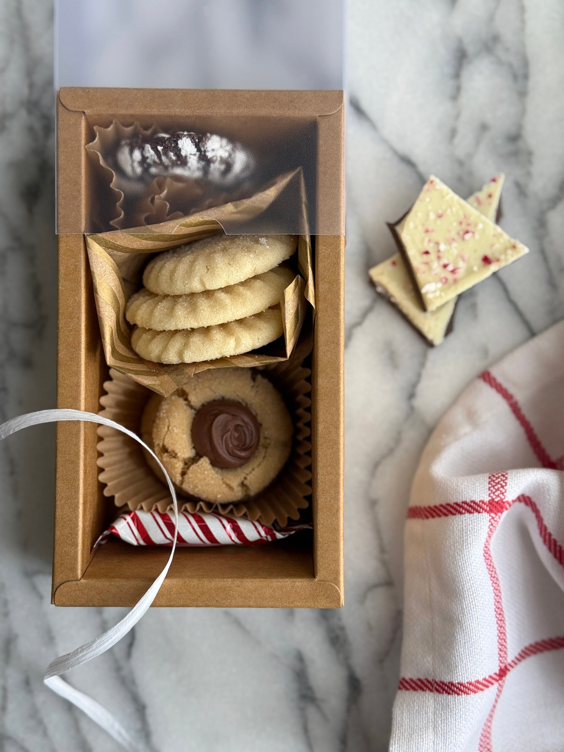 Classic Holiday Cookie Boxes & Packaging Ideas - roomfortuesday.com