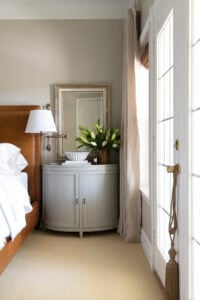 Timeless Tips for a Bedroom Refresh- Without Renovating - roomfortuesday.com