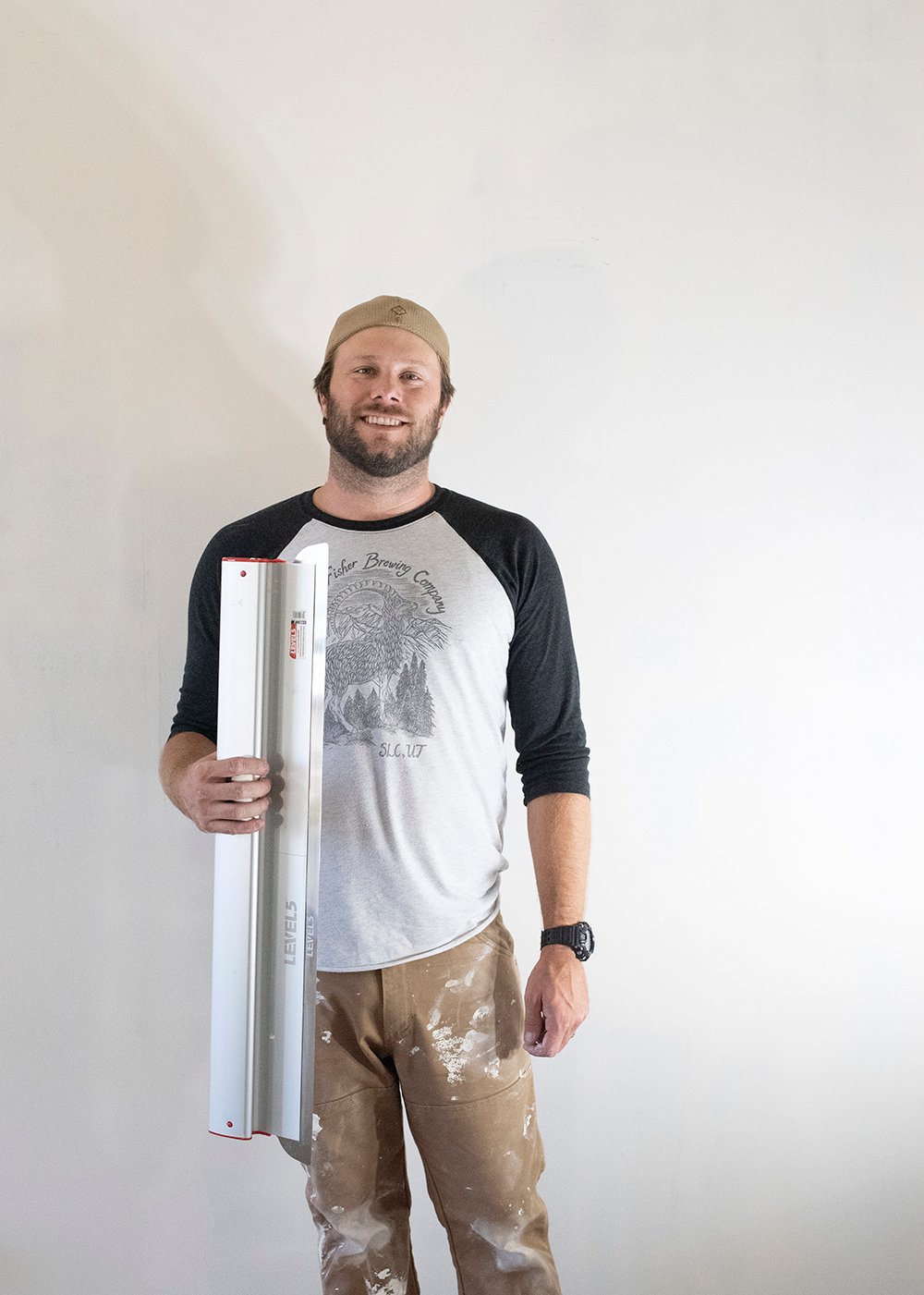 Perfectly Smooth Walls: A Skim Coating Tutorial - roomfortuesday.com