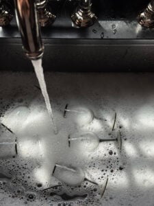 Tips for Thrifting Good Vintage Glassware (& How to Clean It) - roomfortuesday.com