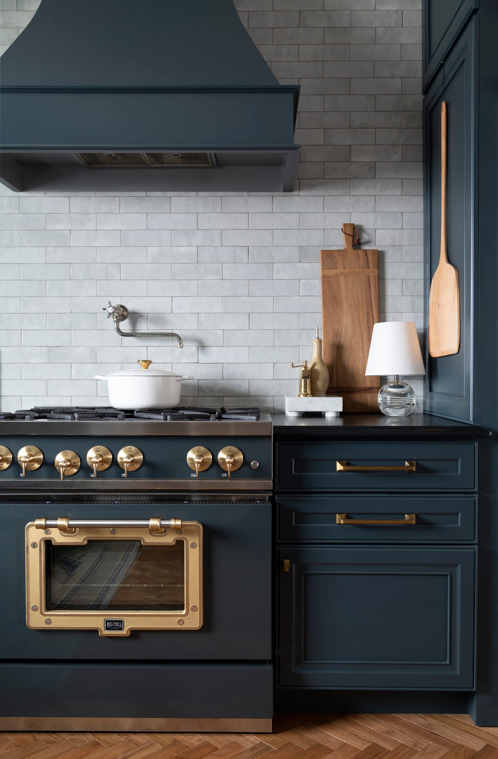 How to Enhance Natural Stone and Soapstone Countertops with Tenax Ager