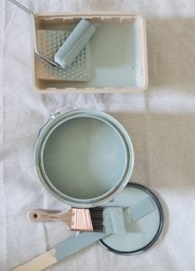 How to Paint a Door - roomfortuesday.com