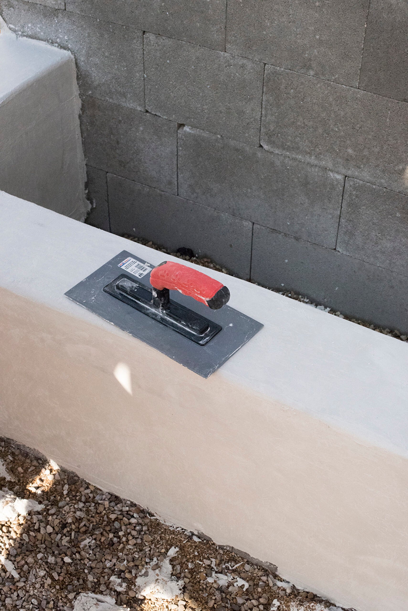 How to Build a Custom Outdoor Sofa - roomfortuesday.com