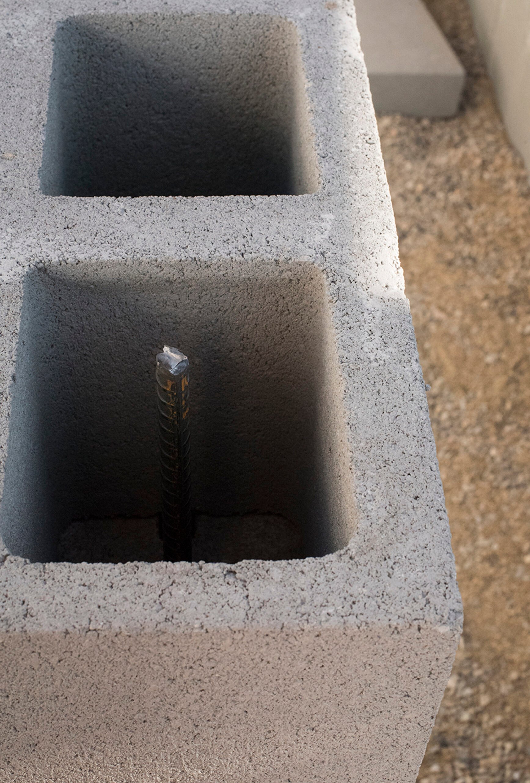 How to Build a Custom Outdoor Sofa - roomfortuesday.com