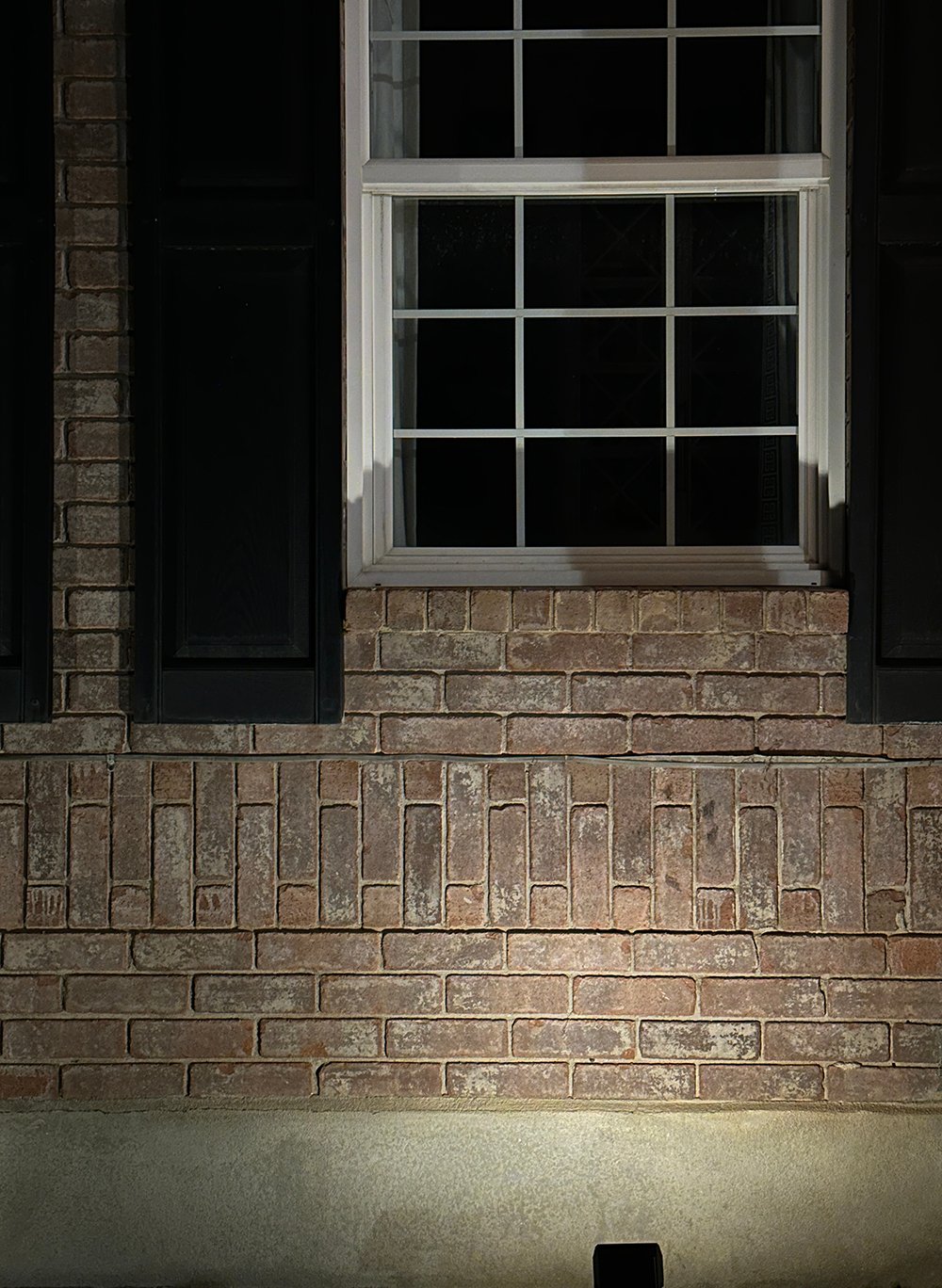 Where to Install Outdoor DIY Solar Landscape Lighting - roomfortuesday.com