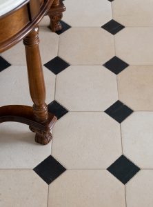 Entryway Renovation : Millwork Details - roomfortuesday.com