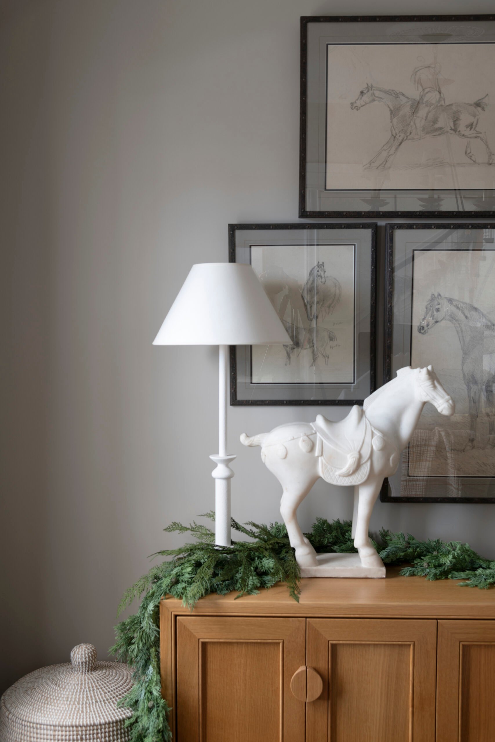 Christmas Tour: My Holiday Home Office - roomfortuesday.com