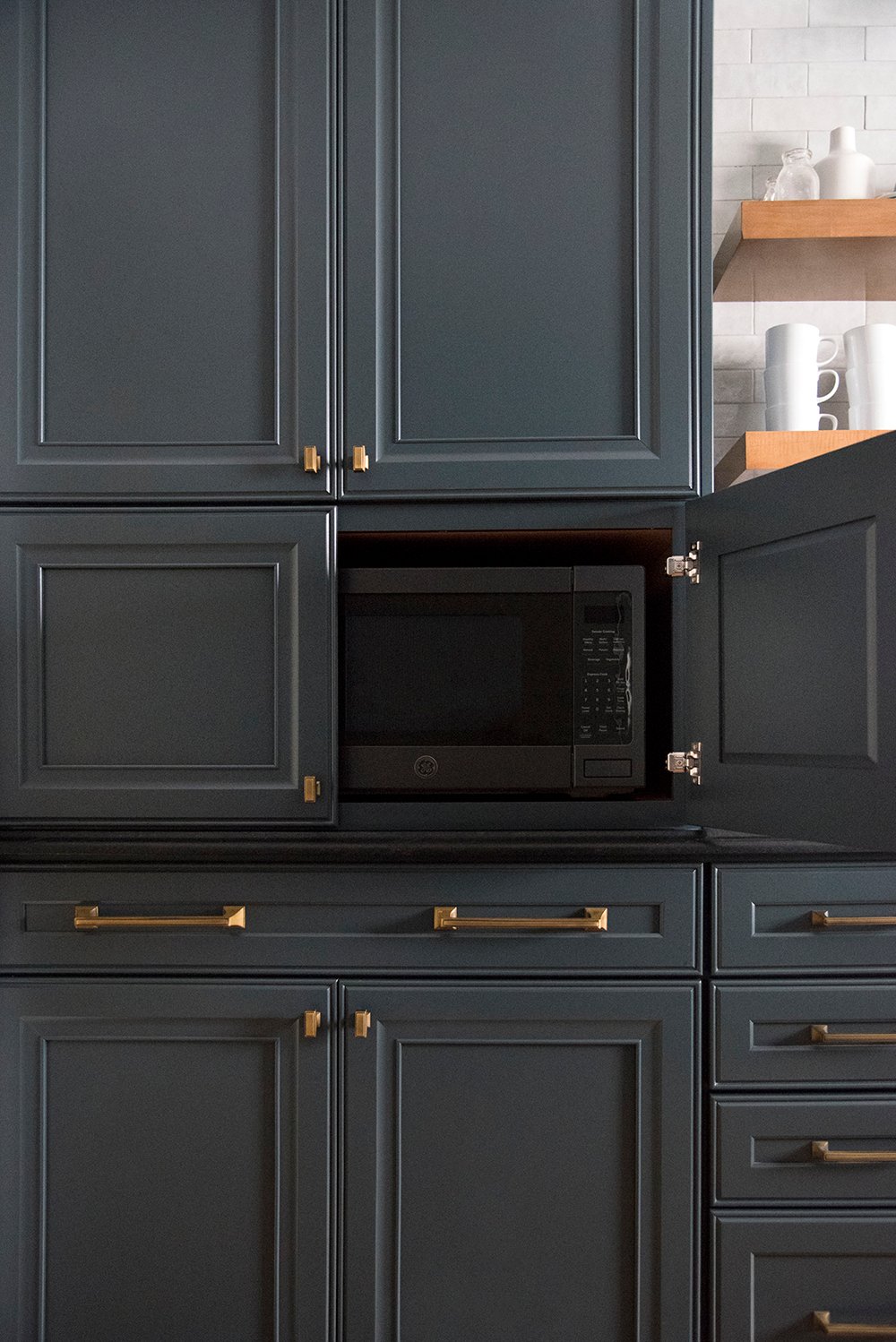 Our Dark & Moody Kitchen Reveal - roomfortuesday.com