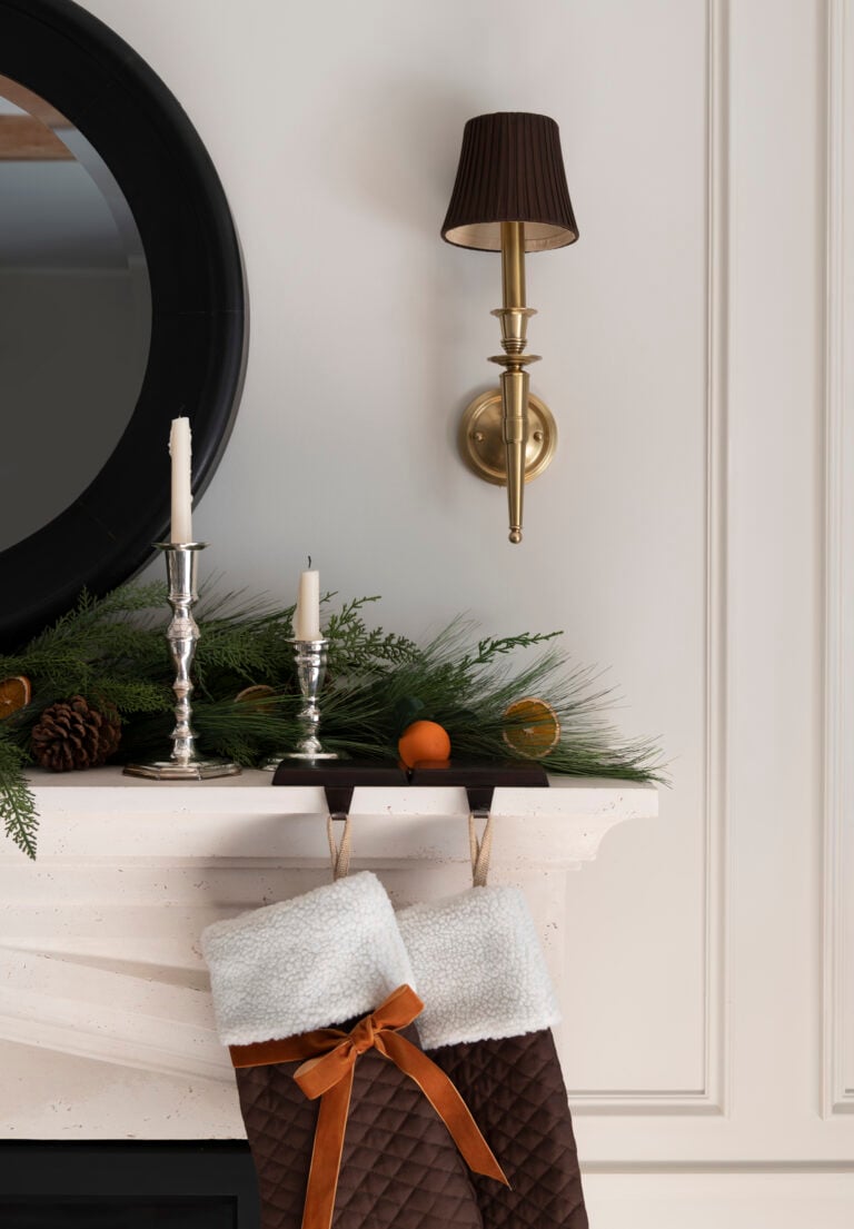 Christmas Tour: the Holiday Decorated Living Room - roomfortuesday.com