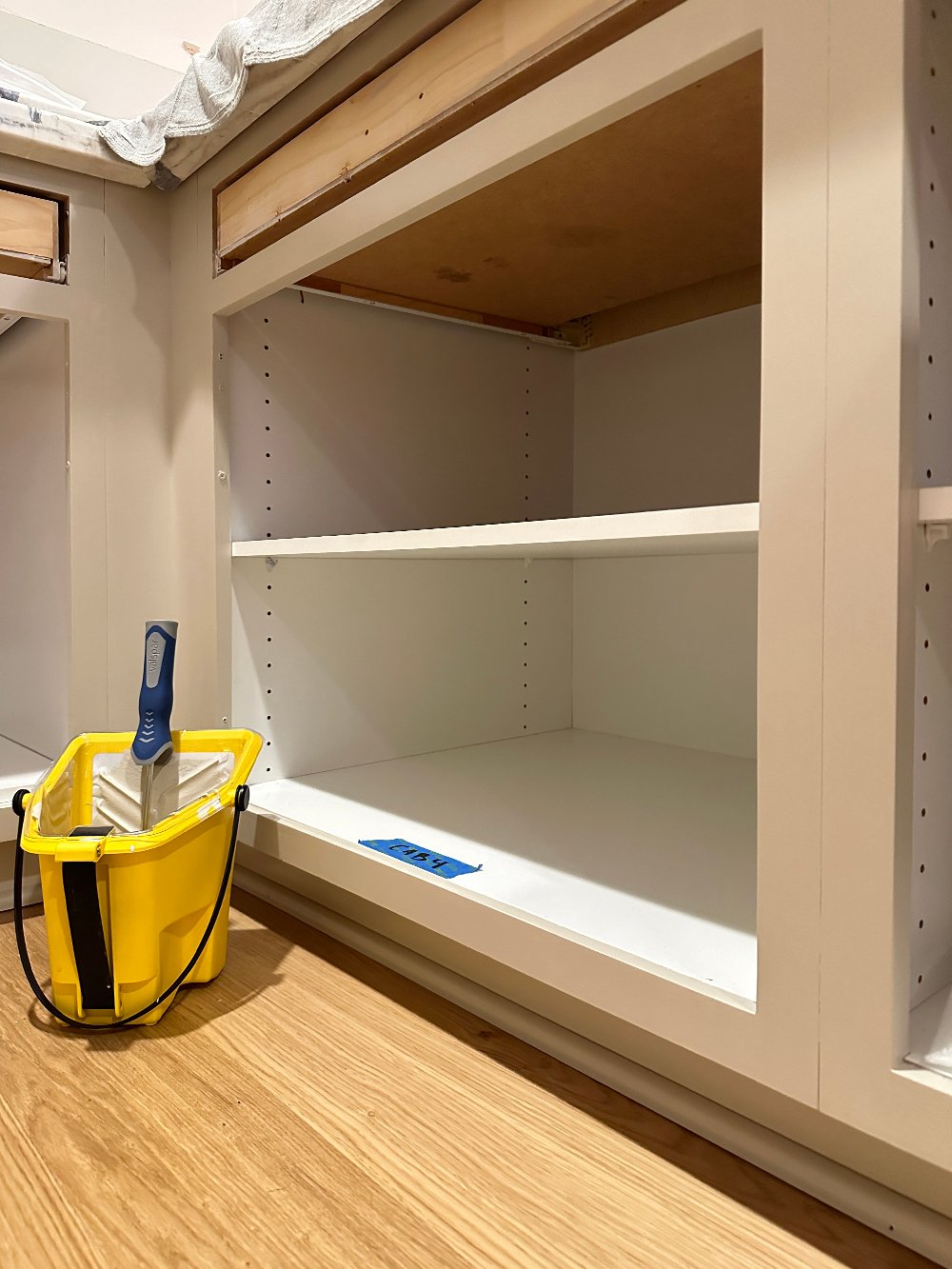 How to Replace & Upgrade Your Cabinet Doors - roomfortuesday.com