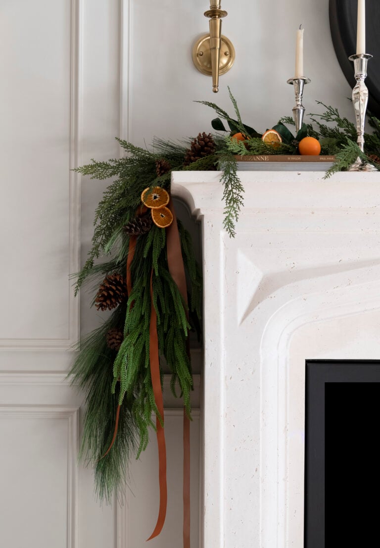 Christmas Tour: the Holiday Decorated Living Room - roomfortuesday.com