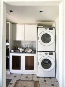 Laundry Room : One Room Challenge – Week 4 - roomfortuesday.com
