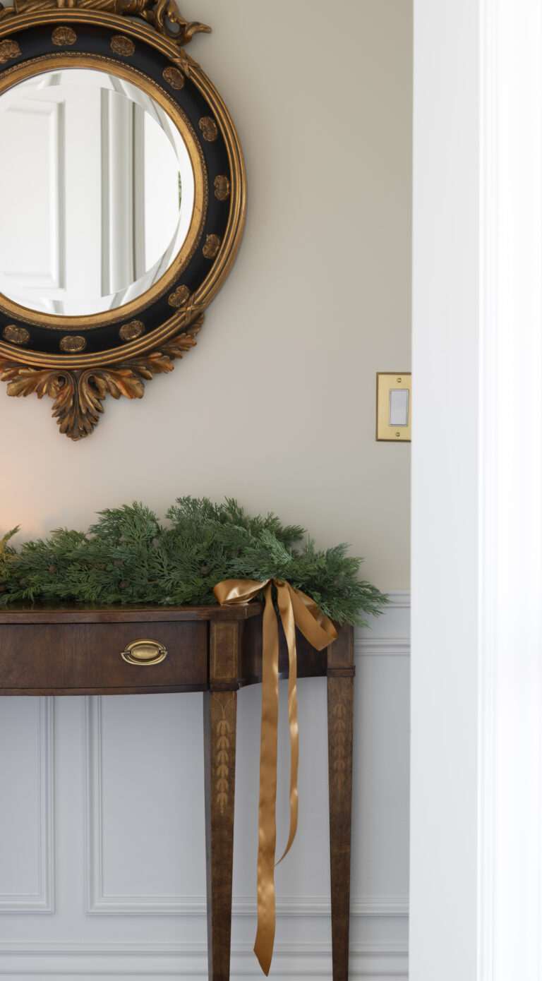 Christmas Tour: Styling the Entryway for the Holidays - roomfortuesday.com