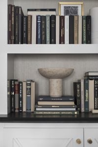 Design Discussion : Shelf Styling with Books - roomfortuesday.com