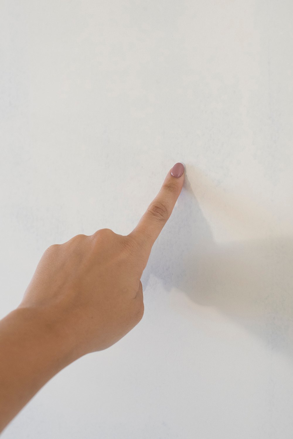 Perfectly Smooth Walls: A Skim Coating Tutorial - roomfortuesday.com