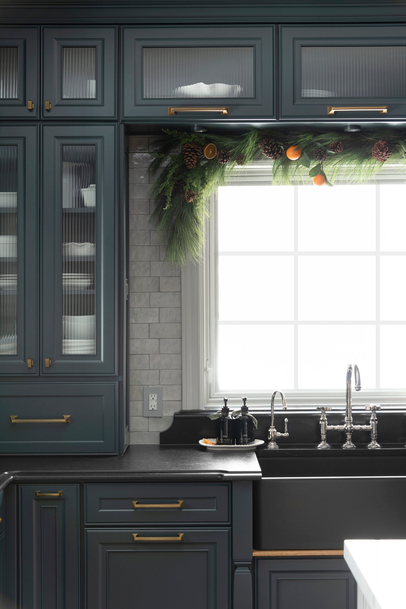 Christmas Tour: Decorating the Kitchen for the Holidays - roomfortuesday.com