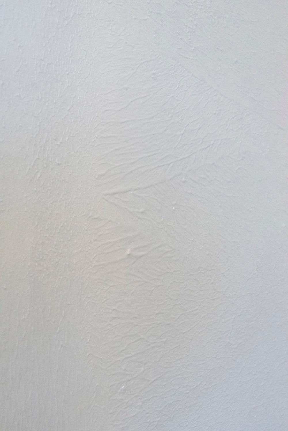 Perfectly Smooth Walls: A Skim Coating Tutorial - roomfortuesday.com