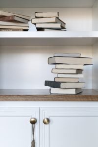 Tips for Thrifting Books - roomfortuesday.com