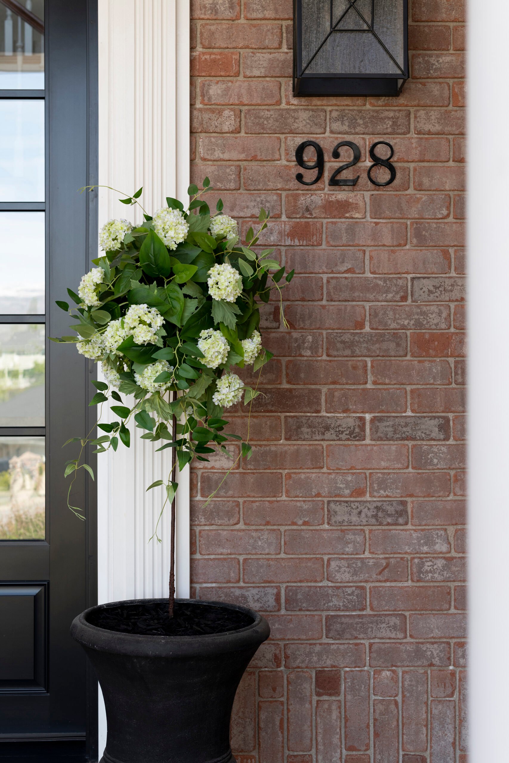 Tips for Styling Outdoor Faux Plants During Water Restrictions