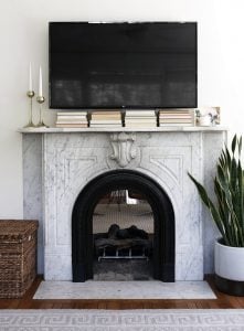 Design Discussion : TV Over the Fireplace - roomfortuesday.com