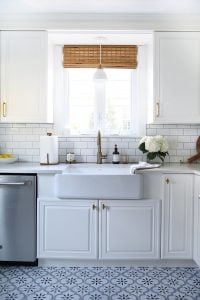 Classic White Kitchen Reveal - roomfortuesday.com