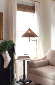 Jordan's Holiday Home Tour - roomfortuesday.com